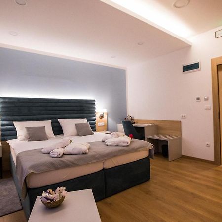 Klecka Vila B&B Rooms Ogulin Esterno foto